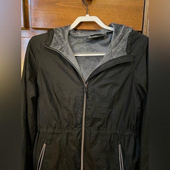 Jacket - Picture 3 of 4